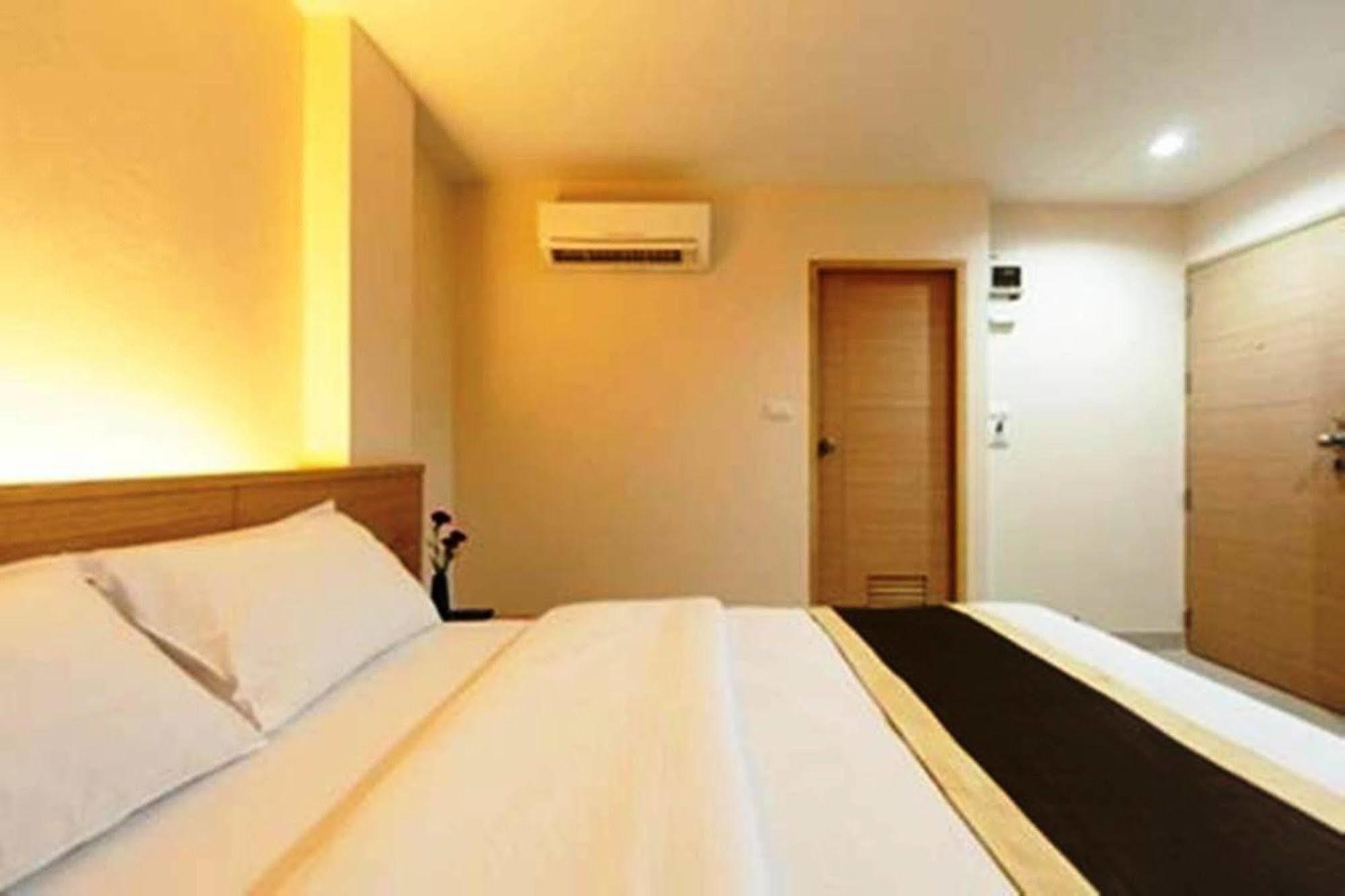 Gateway Hotel Pratunam Bangkok Eksteriør billede